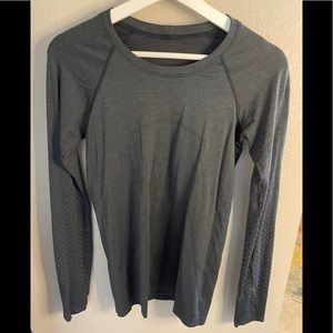 lululemon metal vent tech (long sleeve)